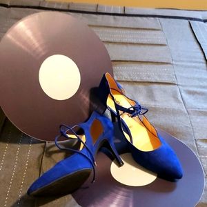 Unisa NWOT Royal Blue Suede Shoes Sz 11M